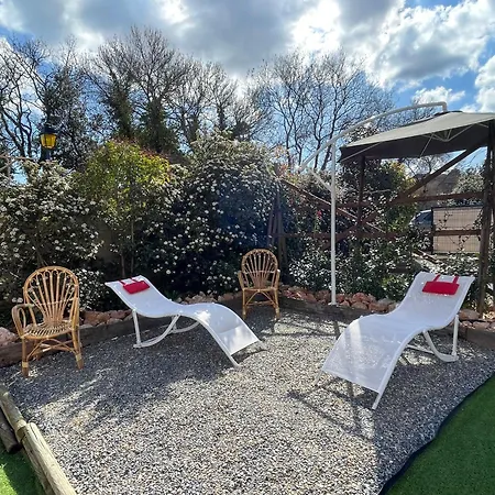 Evasion Ensoleillee Avec Jacuzzi A فيلة Cazedarnes