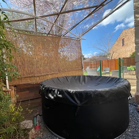 Evasion Ensoleillee Avec Jacuzzi A * Cazedarnes