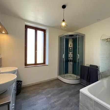 Evasion Ensoleillee Avec Jacuzzi A 빌라