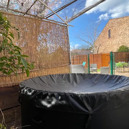 Evasion Ensoleillee Avec Jacuzzi A فيلة *