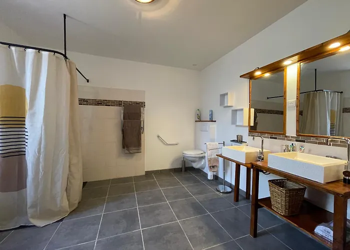 빌라 Evasion Ensoleillee Avec Jacuzzi A *