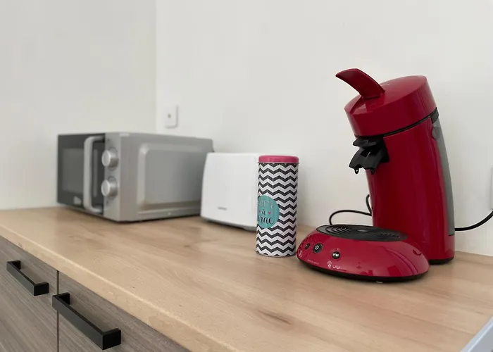 Evasion Ensoleillee Avec Jacuzzi A * Cazedarnes