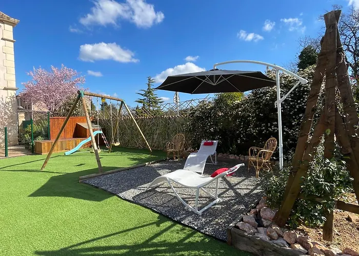 Evasion Ensoleillee Avec Jacuzzi A 빌라