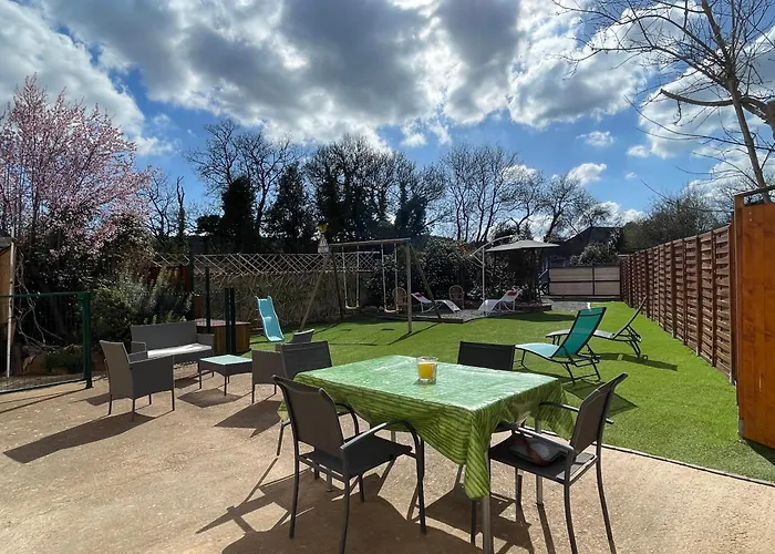 Evasion Ensoleillee Avec Jacuzzi A * Cazedarnes